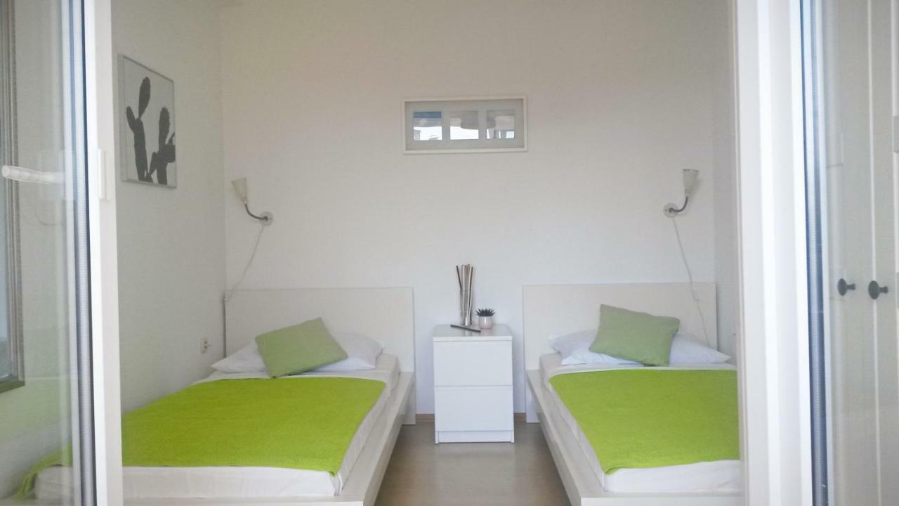Apartment Zea Novalja Εξωτερικό φωτογραφία