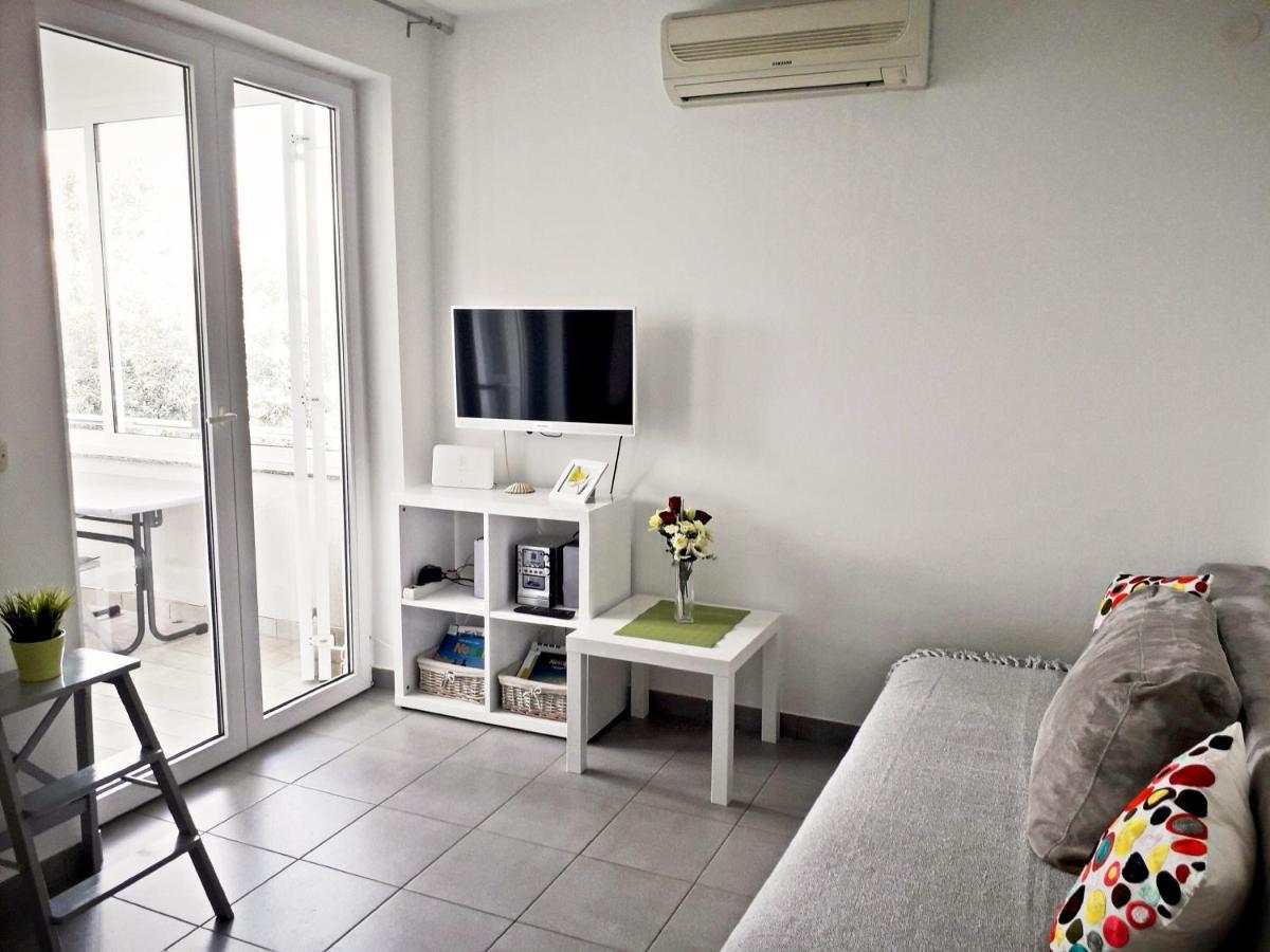 Apartment Zea Novalja Εξωτερικό φωτογραφία